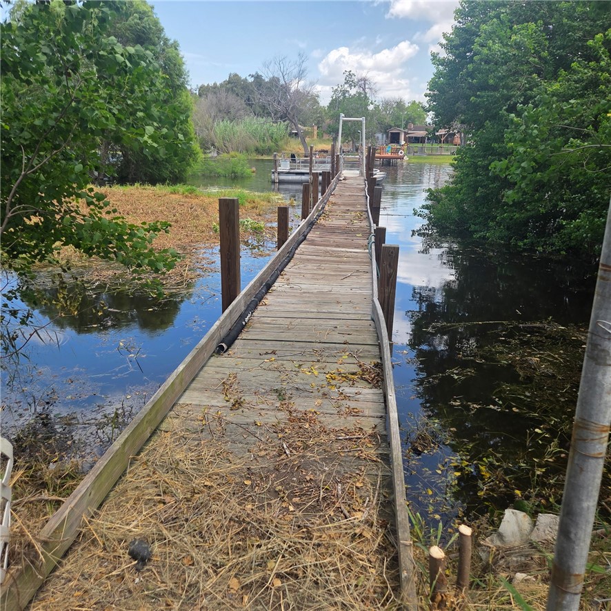 24853 Lakeview Dr Property Photo 9