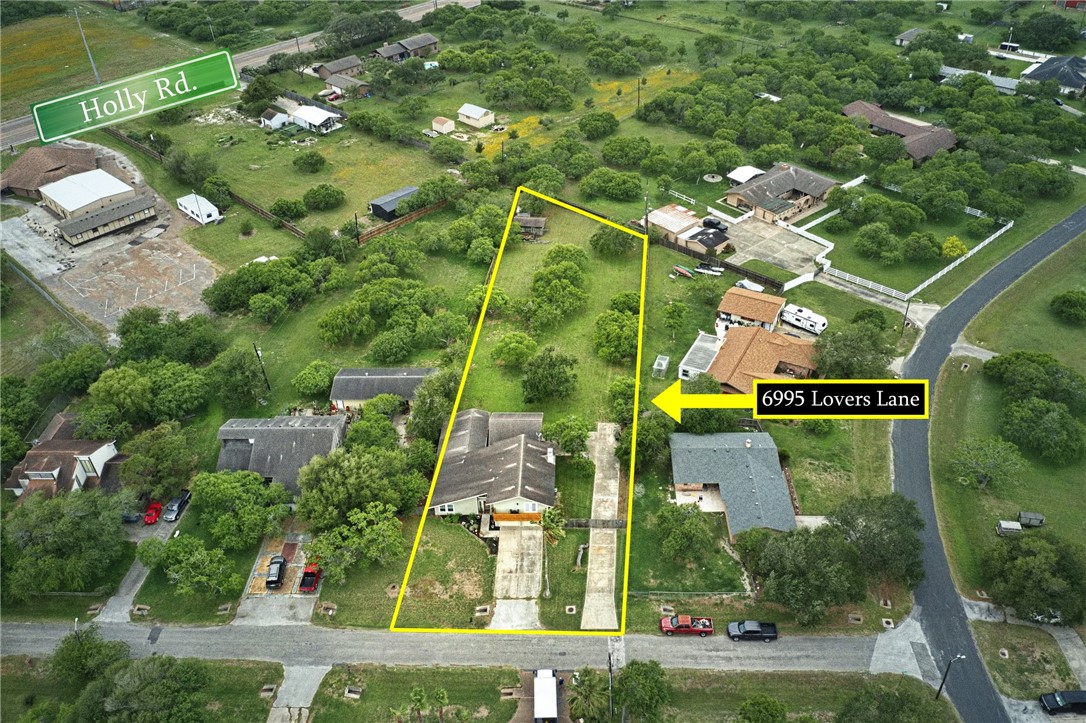 6995 Lovers Lane Property Photo 4