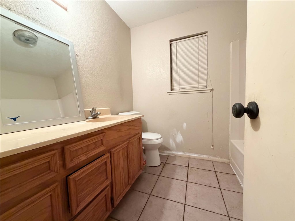 2929 Mary St Property Photo 7