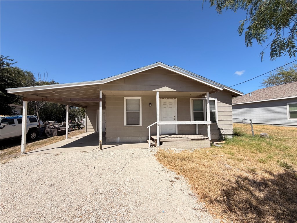 513 Alamo St Property Photo 2