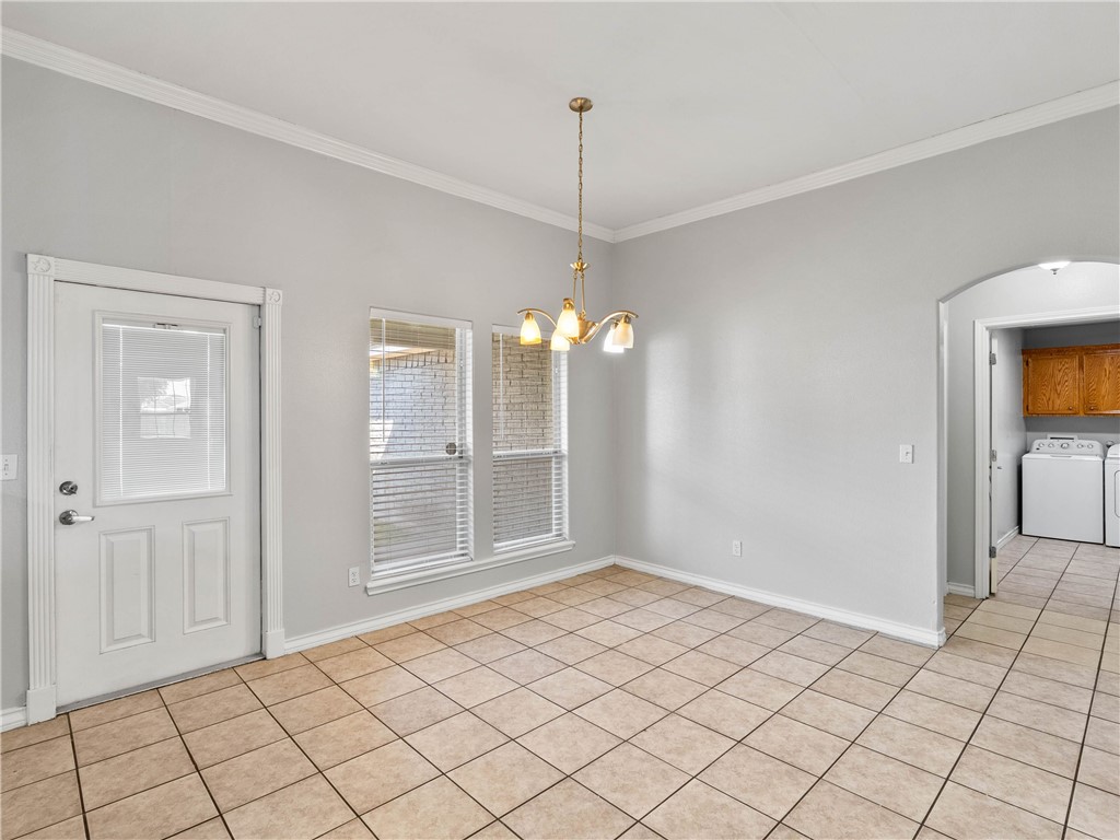 103 Collins St Property Photo 10