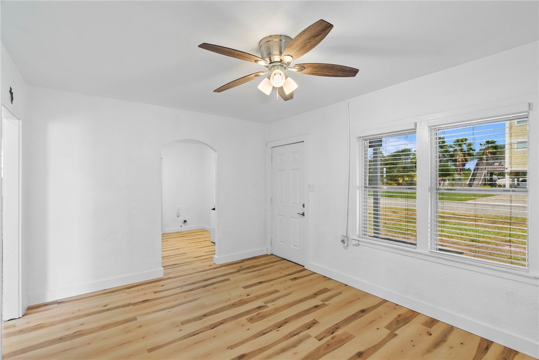 913 Recreation Dr Property Photo 6