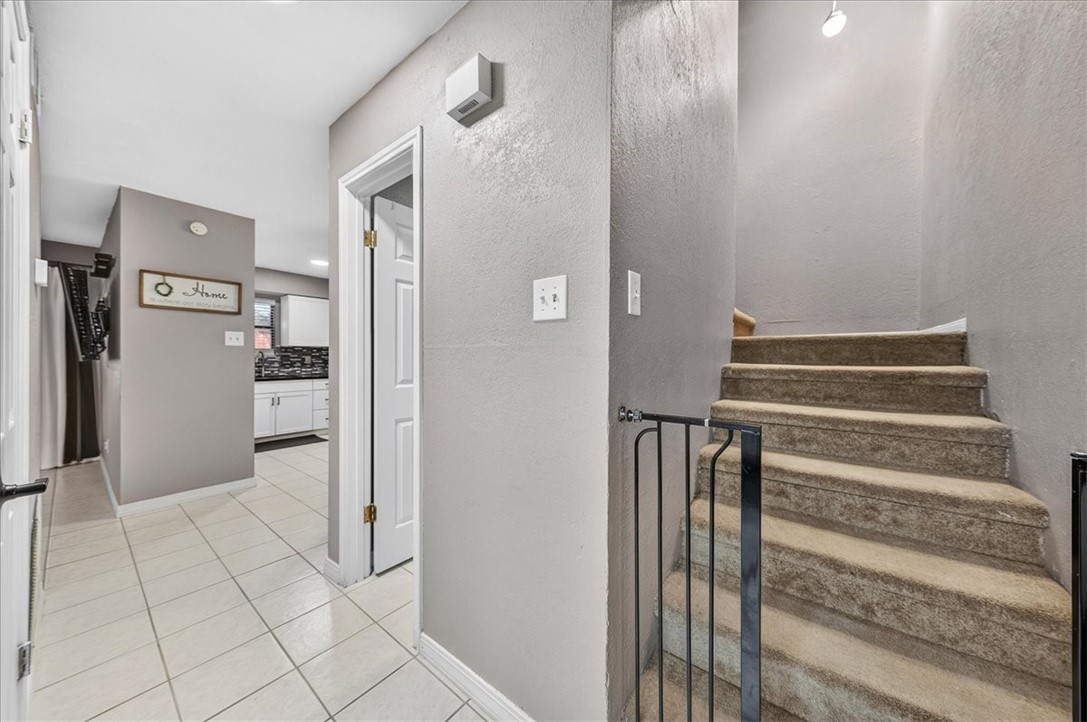 2629 Allencrest Dr Property Photo 5