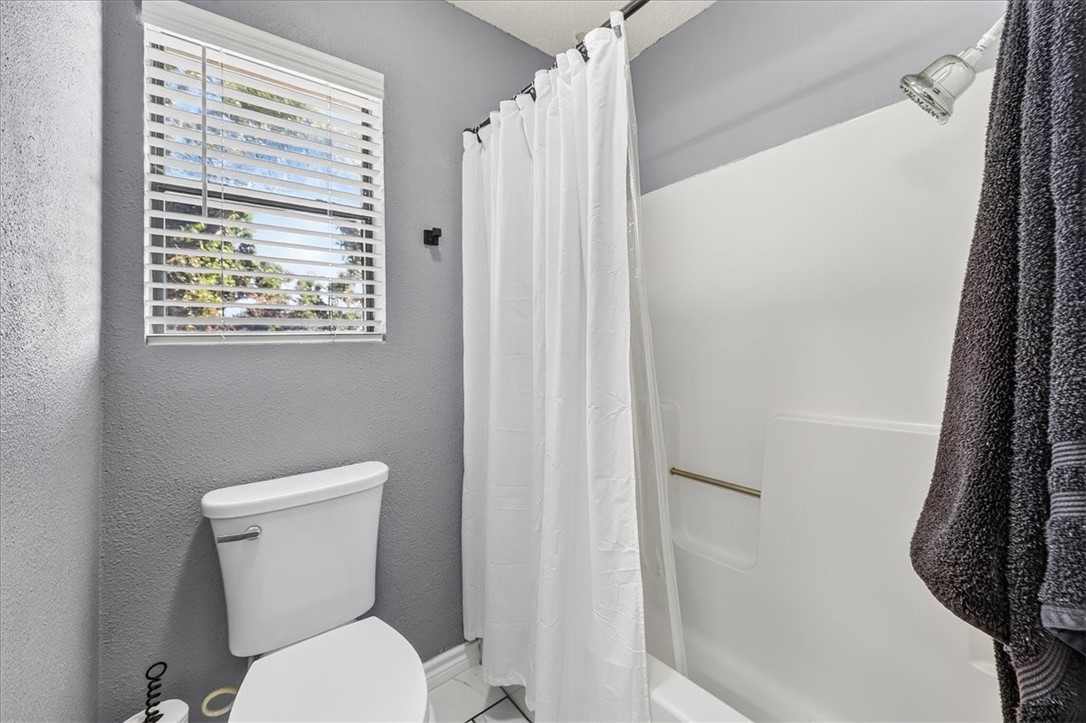 2629 Allencrest Dr Property Photo 23