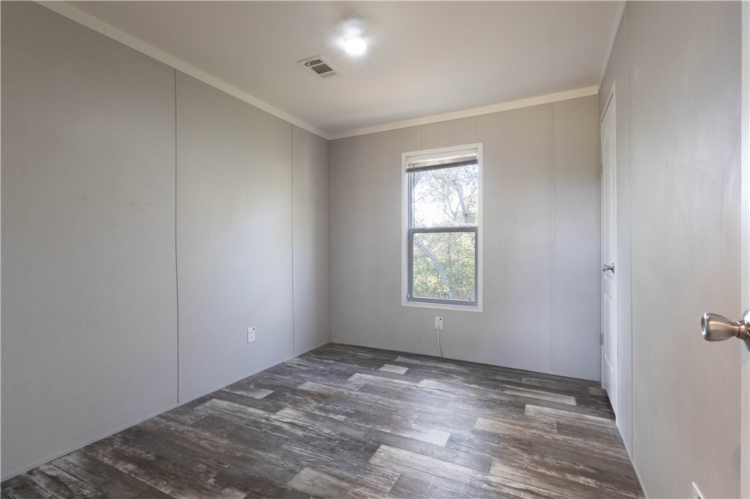 1212 Fort Worth St Property Photo 13