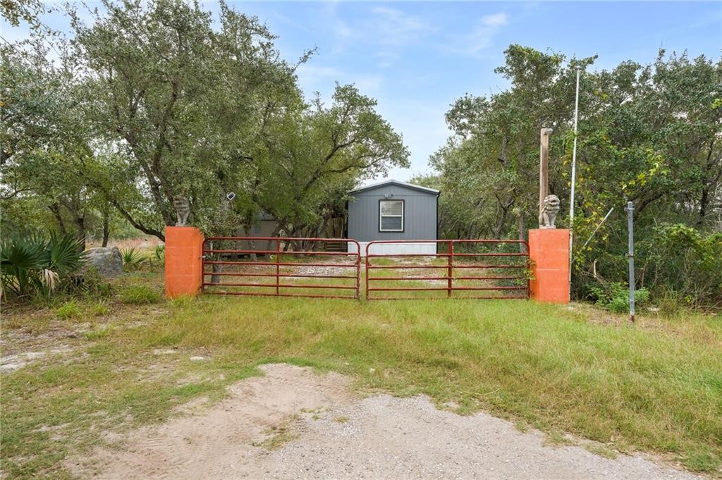 1212 Fort Worth St Property Photo 20