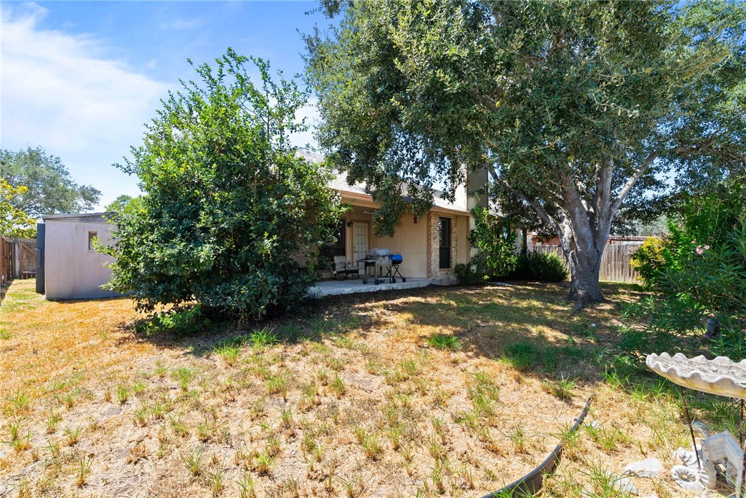 14936 Sandy Creek Ct Property Photo 4
