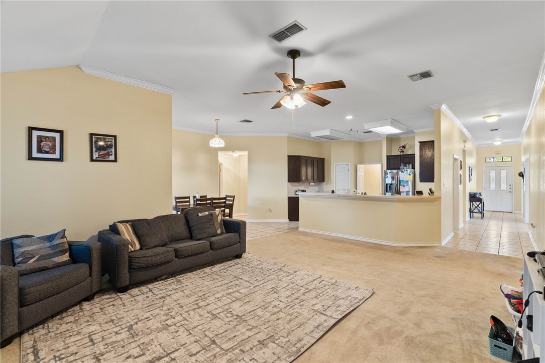 14936 Sandy Creek Ct Property Photo 7
