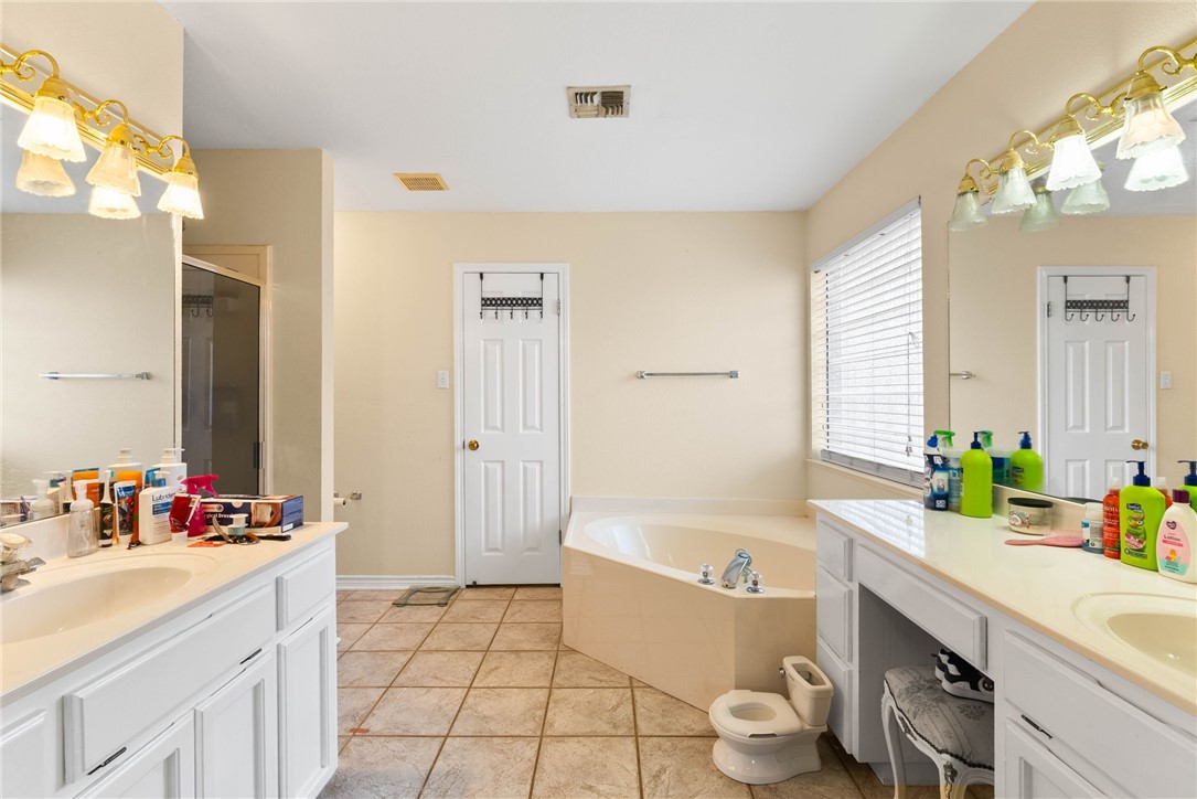 14936 Sandy Creek Ct Property Photo 19