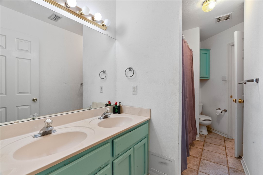 14936 Sandy Creek Ct Property Photo 23
