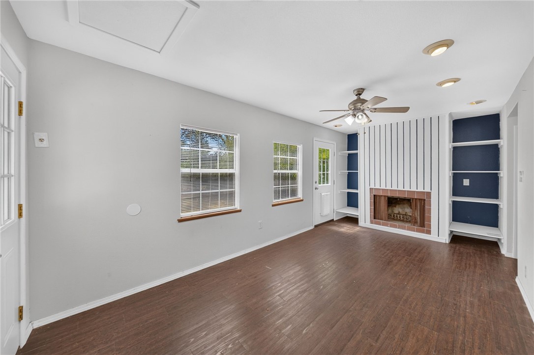425 Palmero St Property Photo 18