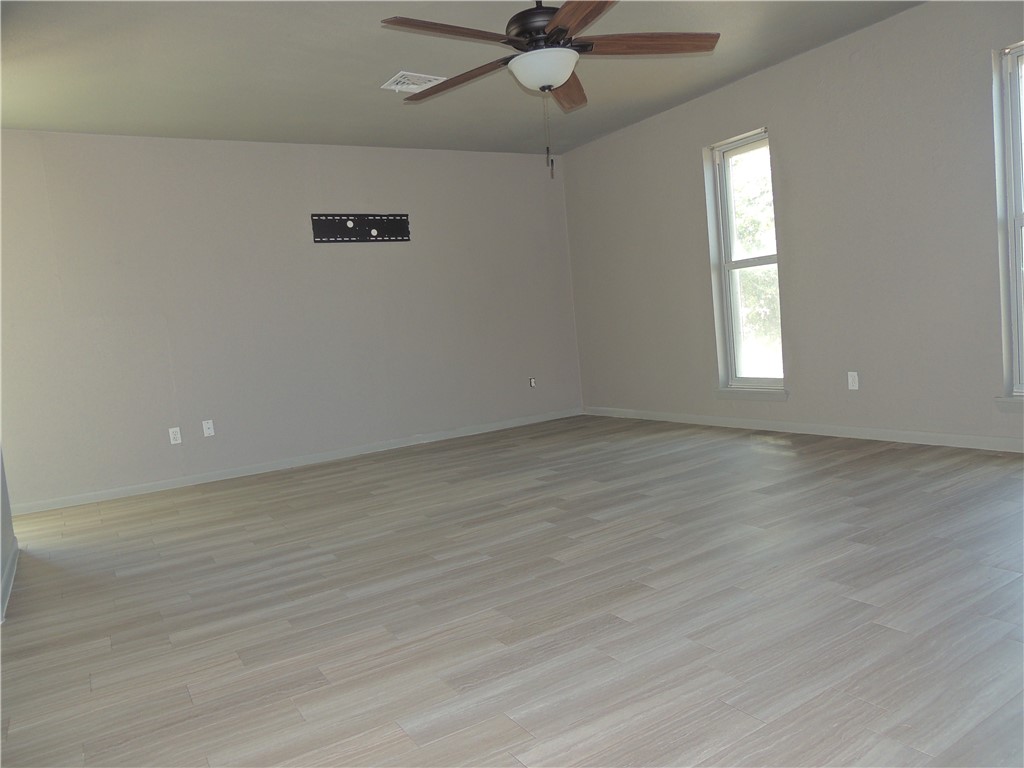 849 Cliff Dr Property Photo 11