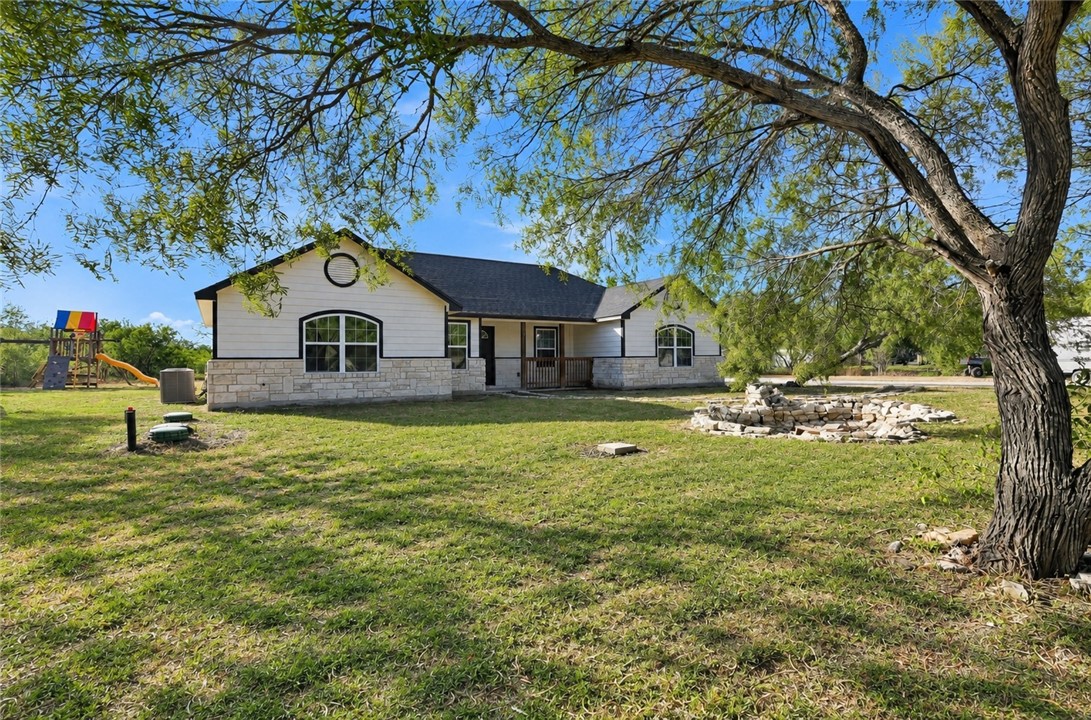 5769 Grand Lake Cir Property Photo 5