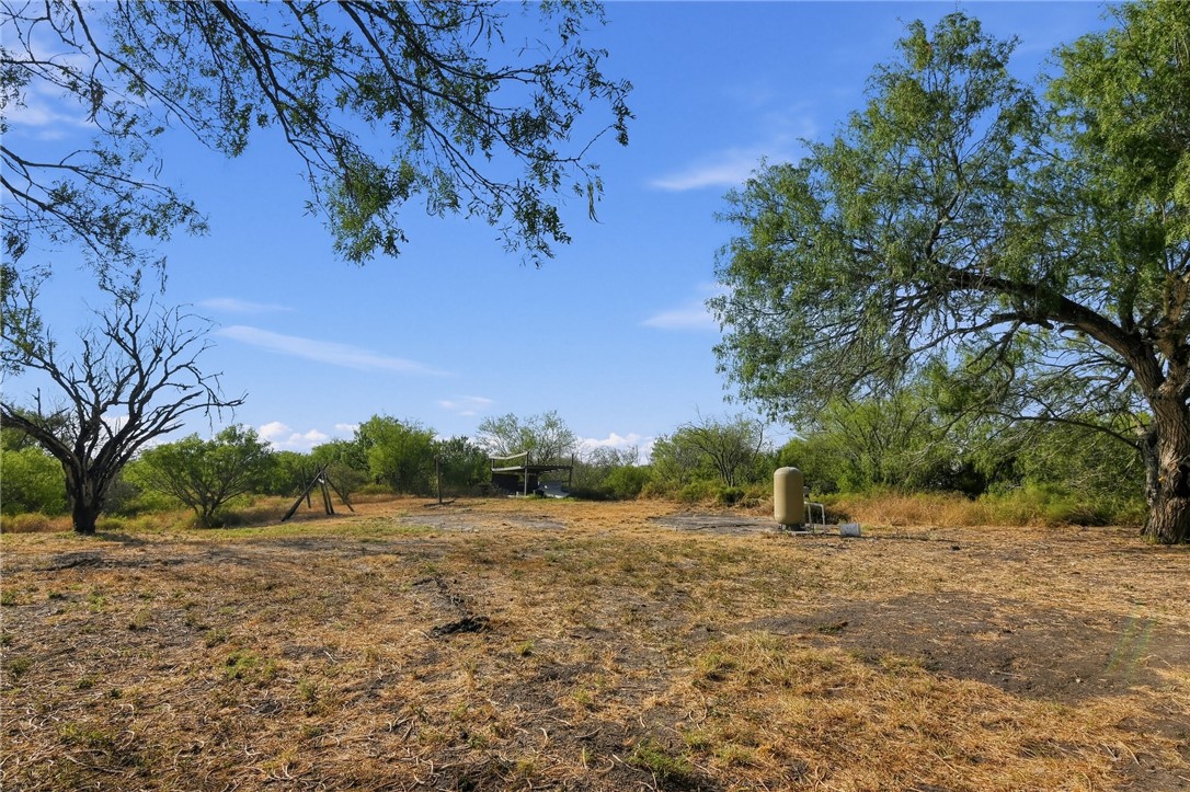 5769 Grand Lake Cir Property Photo 7