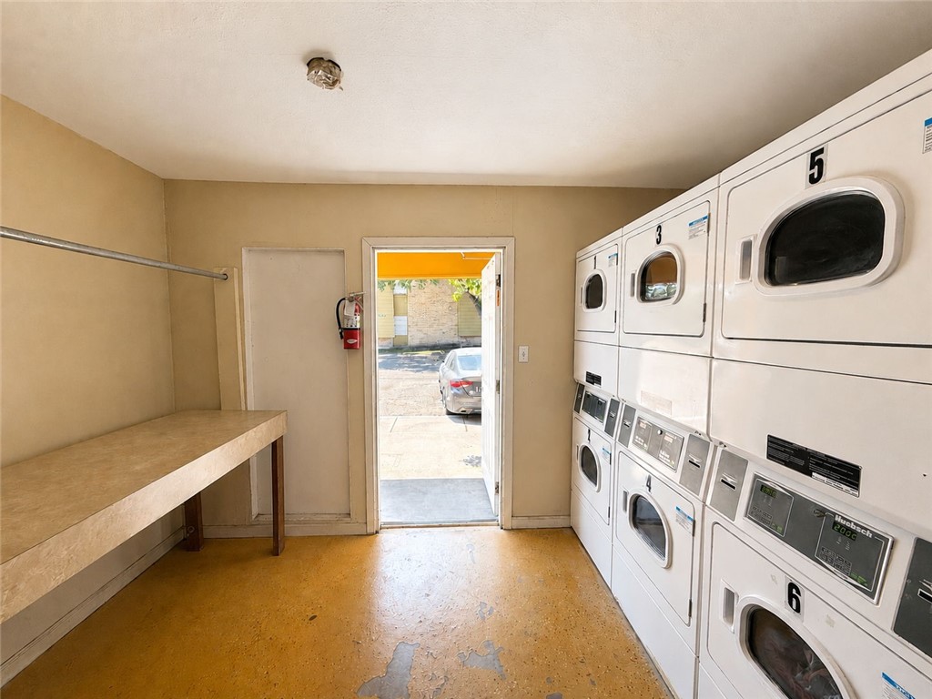 410 Lang Road Property Photo 18