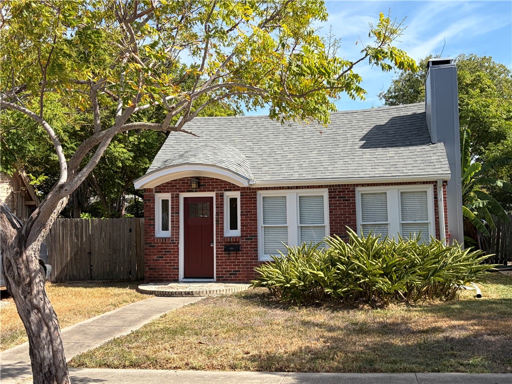 609 Southern St Property Photo 1
