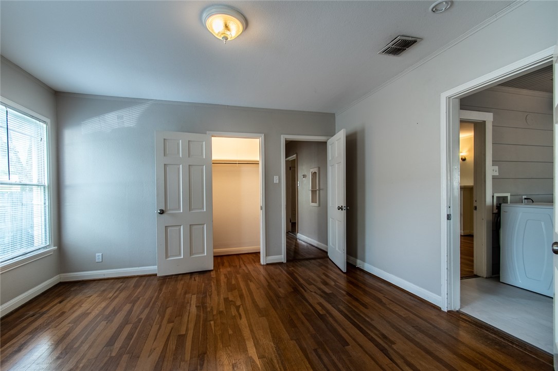 3038 Austin St Property Photo 21