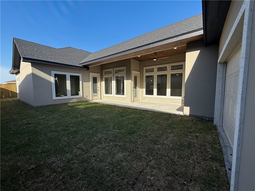 7621 Roman Dr Property Photo 22