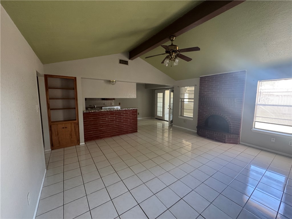 910 Saint Timothy St Property Photo 6