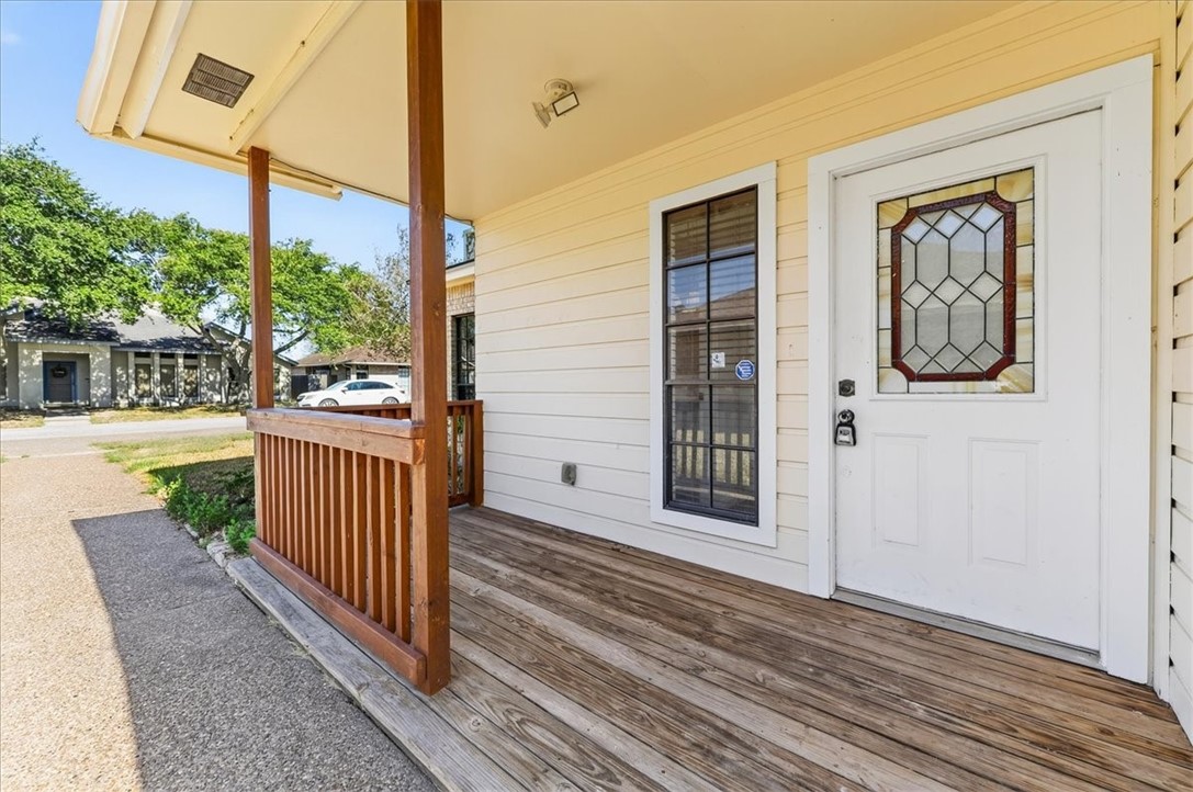 7313 Candy Ridge Property Photo 4