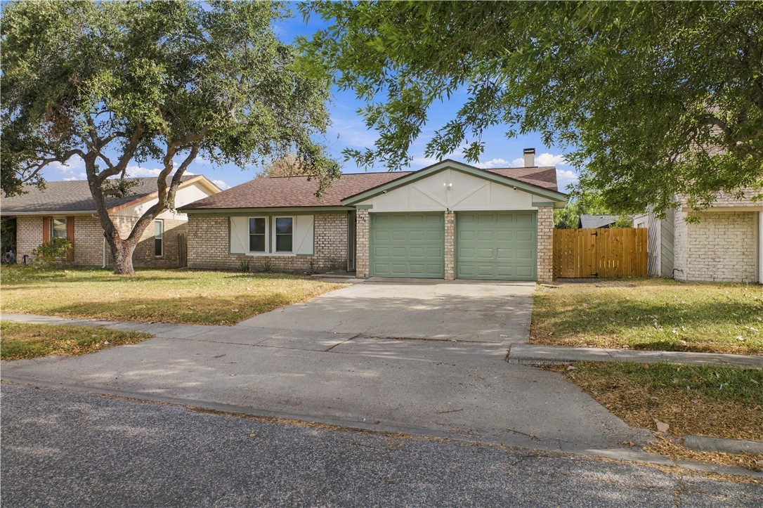 7426 Spitfire Drive Property Photo 1