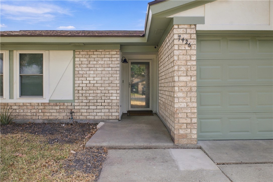 7426 Spitfire Drive Property Photo 3