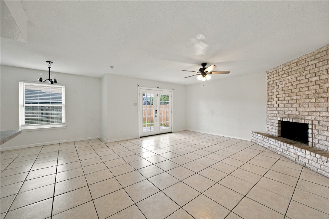 7426 Spitfire Drive Property Photo 9