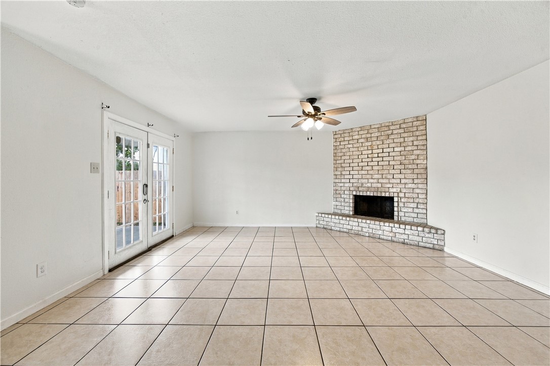 7426 Spitfire Drive Property Photo 11