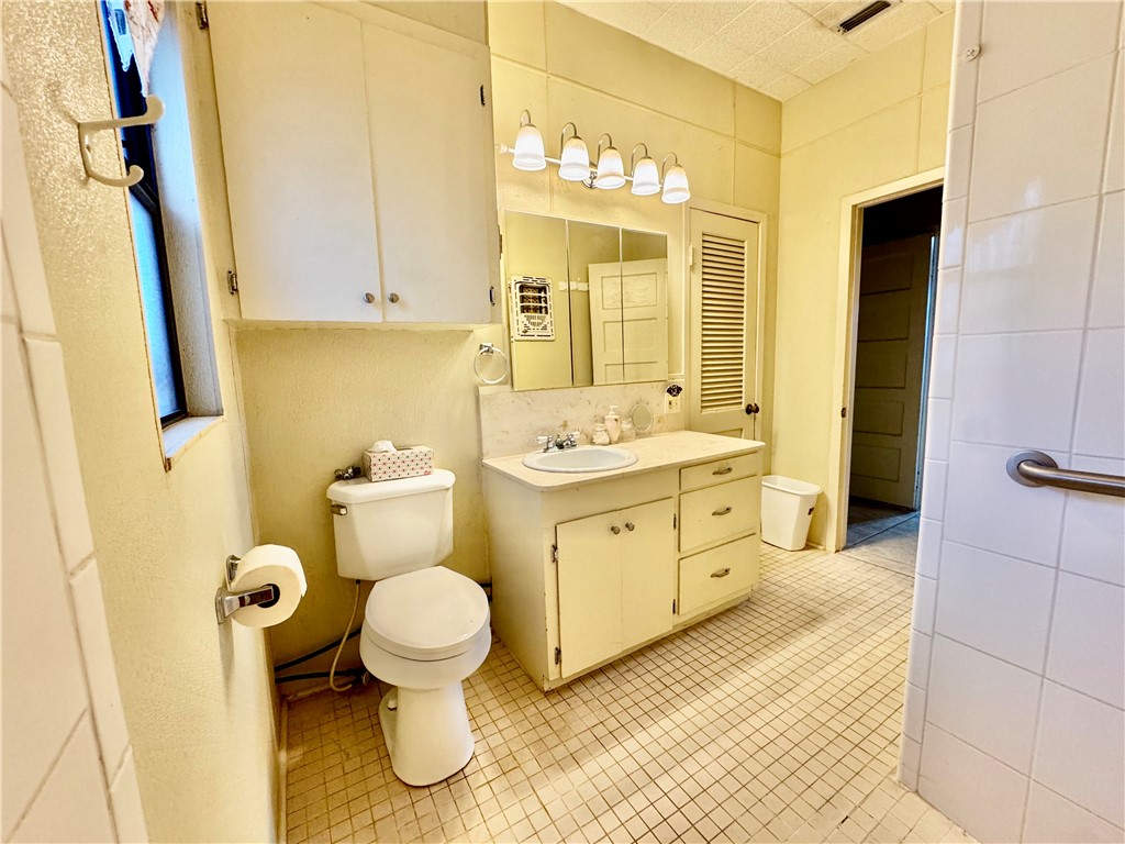 1773 Main St Property Photo 5