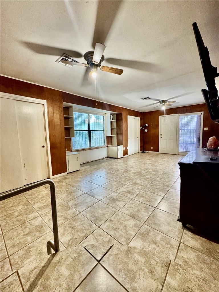 1773 Main St Property Photo 6