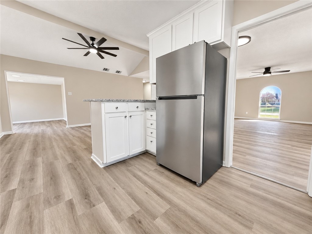 4702 Coventry Property Photo 5