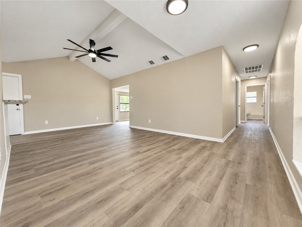 4702 Coventry Property Photo 8