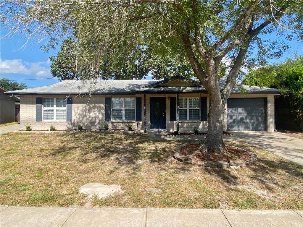 3318 Charlotte Dr Property Photo 1