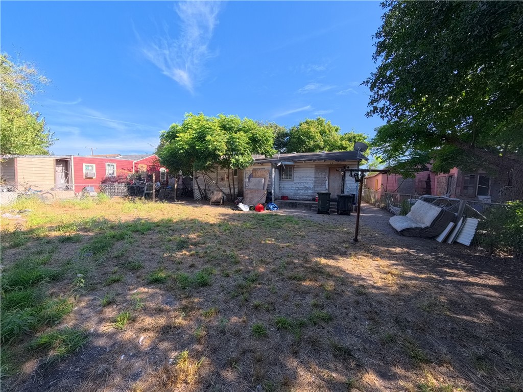 1720 Morris St Property Photo 10