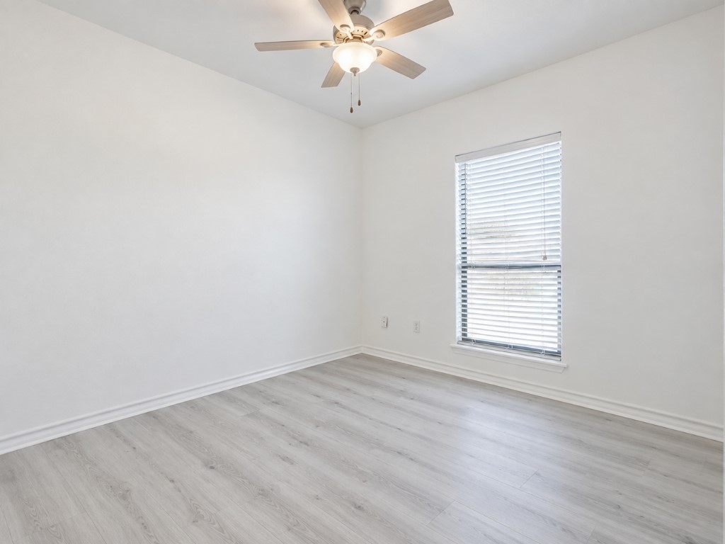 2514 Dewberry Dr Property Photo 22
