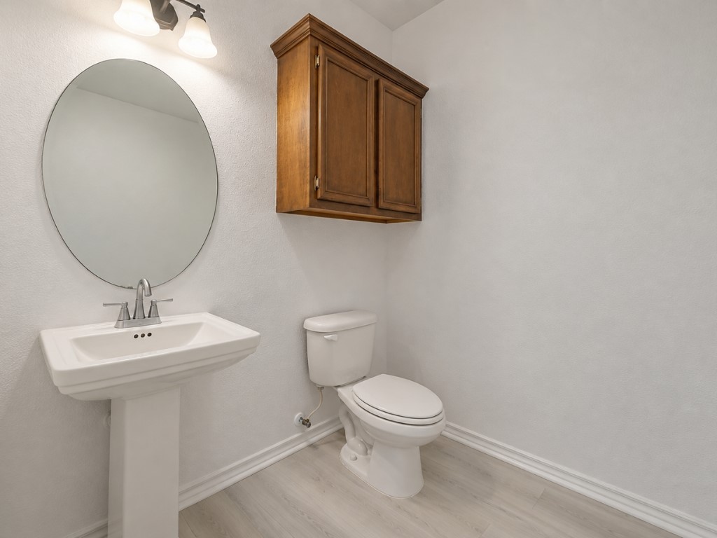 2514 Dewberry Dr Property Photo 24