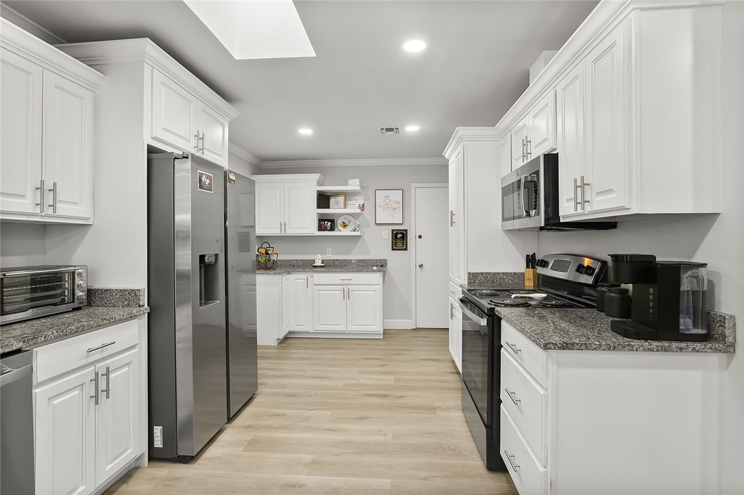 4301 Killarmet Property Photo 13
