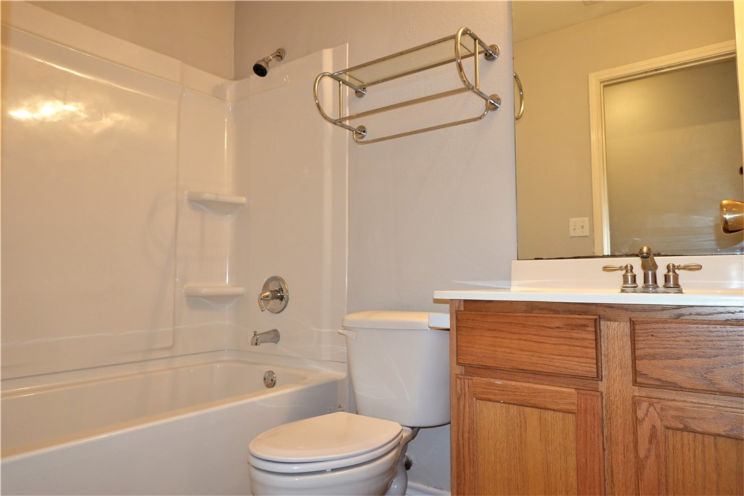 1120 La Mirada Property Photo 25