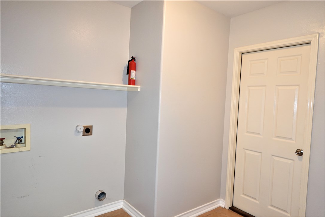 1120 La Mirada Property Photo 36