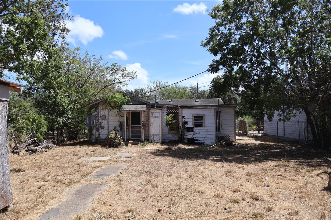 4333 Molina Dr Property Photo 7