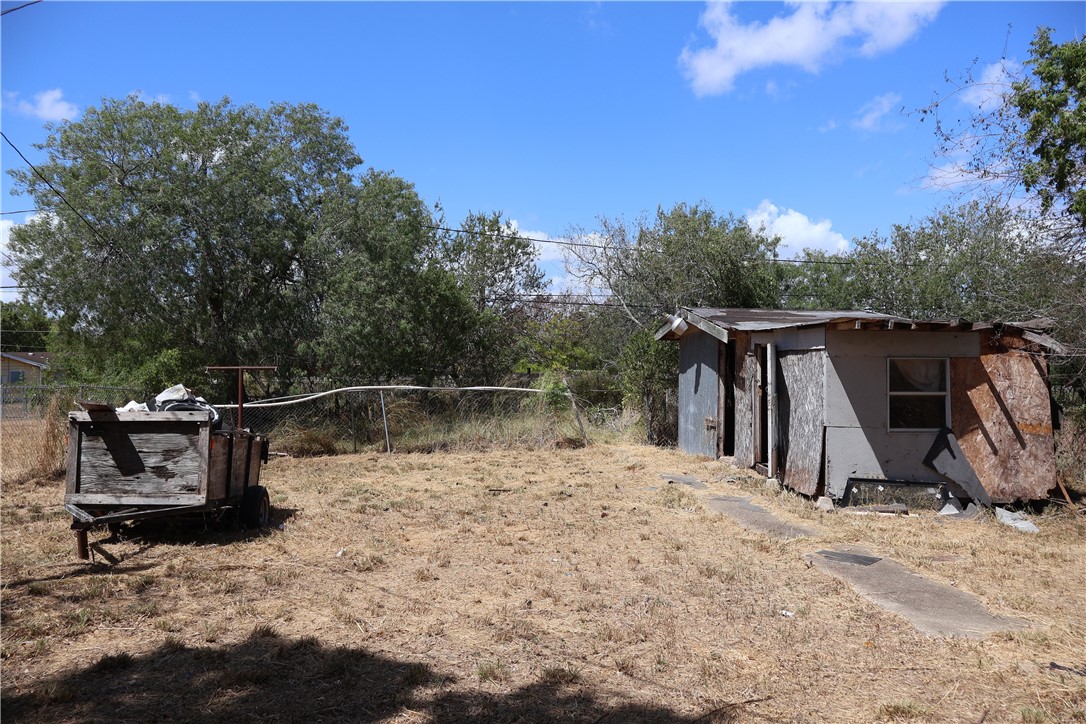 4333 Molina Dr Property Photo 8