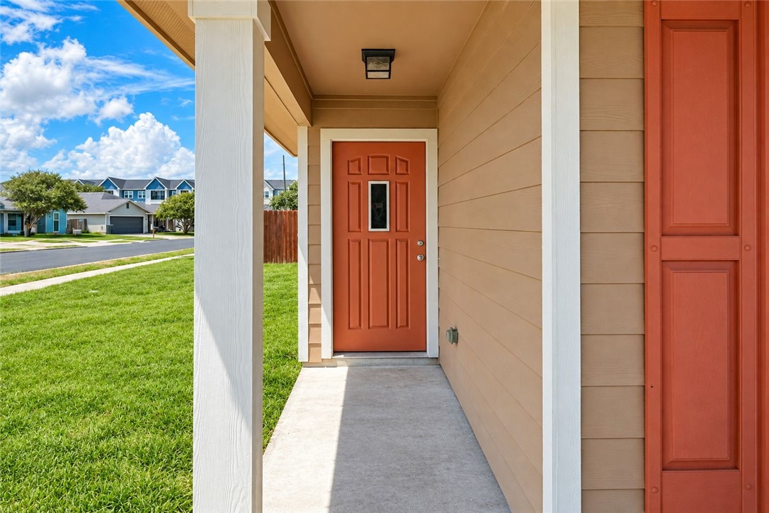 2321 White Star Property Photo 3