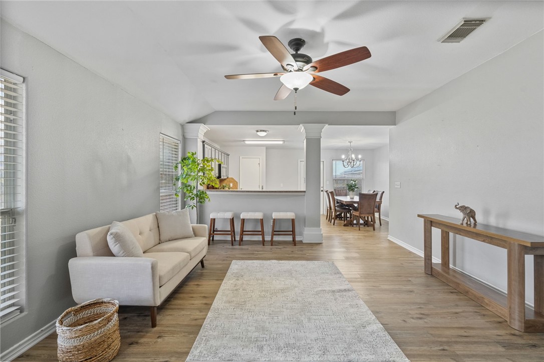 2321 White Star Property Photo 5