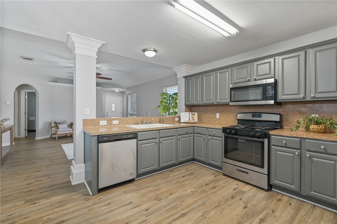 2321 White Star Property Photo 7