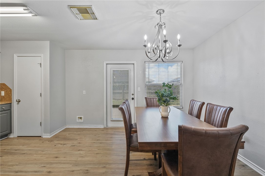 2321 White Star Property Photo 9