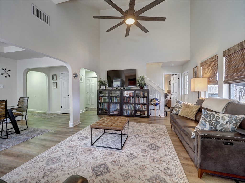 13938 Windjammer Dr Property Photo 7