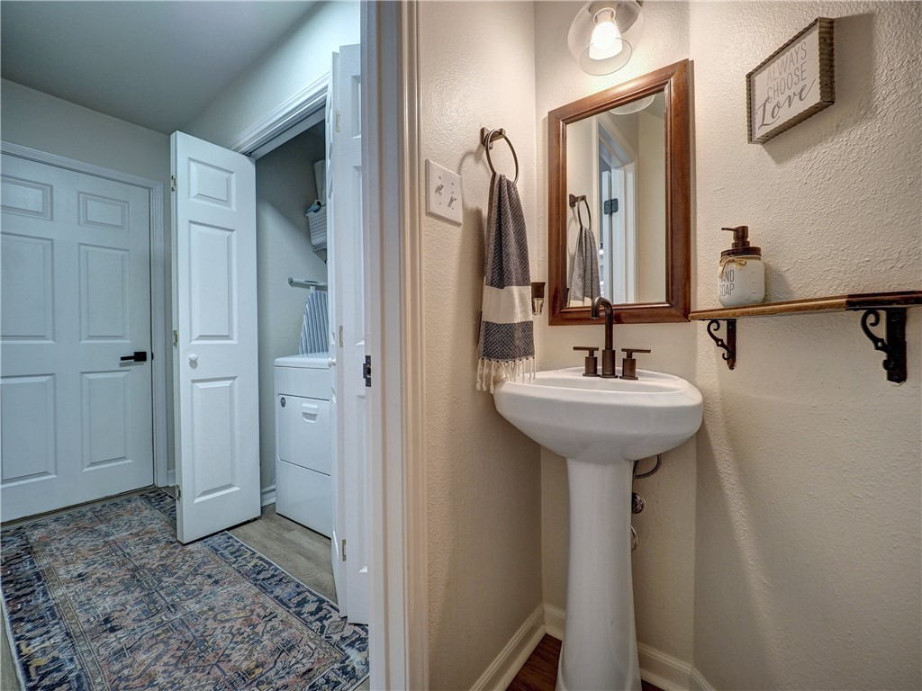 13938 Windjammer Dr Property Photo 21