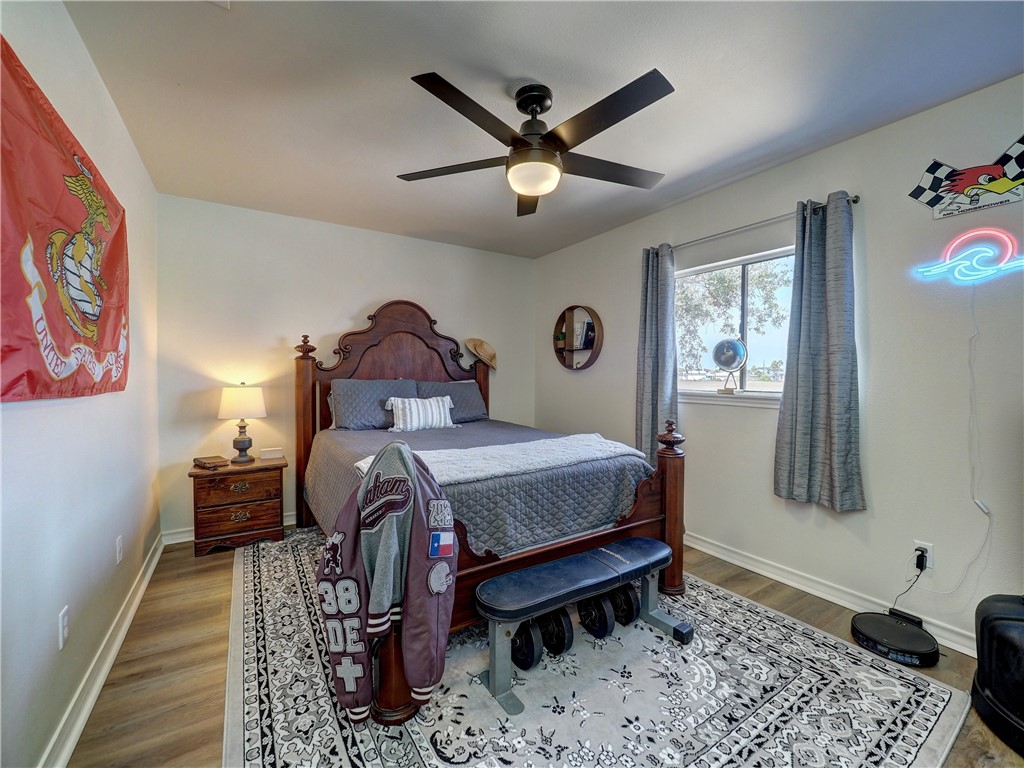 13938 Windjammer Dr Property Photo 29