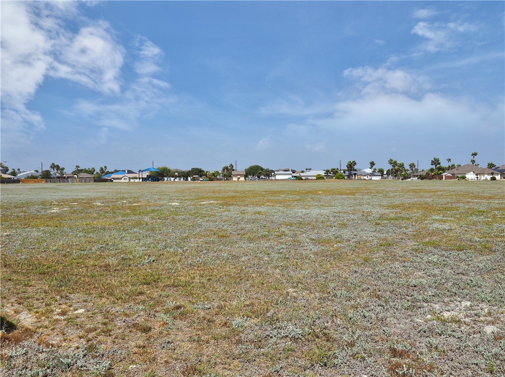 13938 Windjammer Dr Property Photo 42
