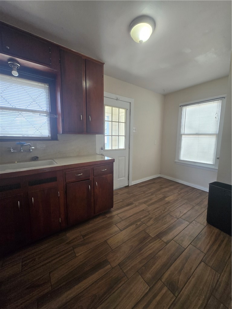 4417 Townsend St Property Photo 6